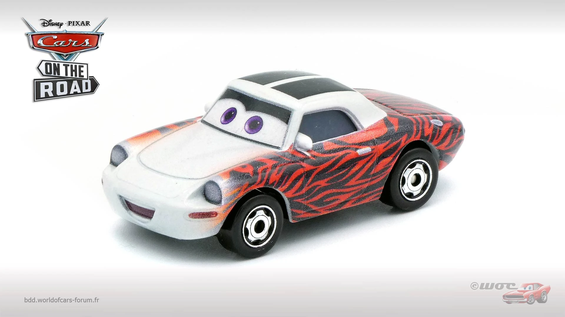 Mae Pillar-Durev die-cast