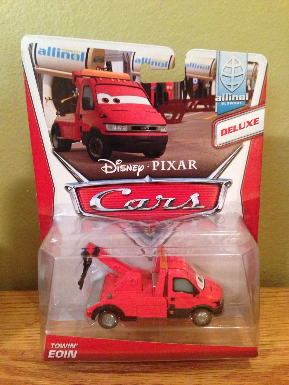 Towin' Eoin packaging