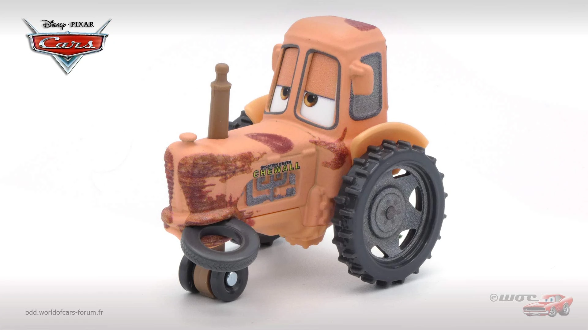 Tractors with tire in mouth die-cast